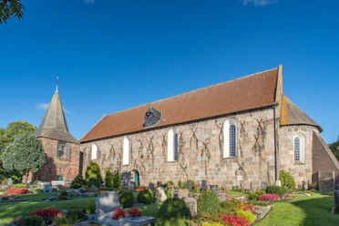 POI_St-Martins-Kirche-Tettens.jpg