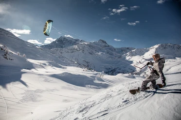 snowkiting2.jpg