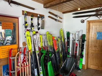 Sport Shop Schirli Innenansicht 3.jpeg