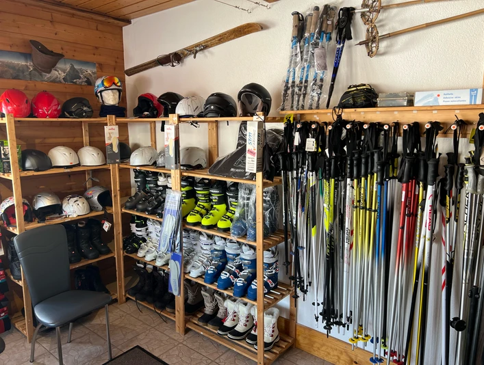 Sport Shop Schirli Innenansicht 1.jpeg