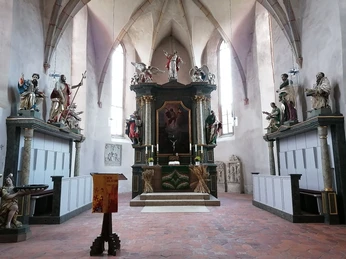 Altarraum der Marienkirche in Weißdorf / Oberfranken