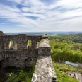 Der Blick von der Burgruine Bramberg in des Herz des Naturparks Haßberge