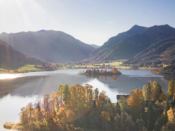 Blick auf den Schliersee Herbst