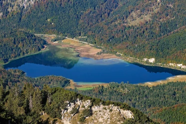 Blick auf den Weitsee von oben