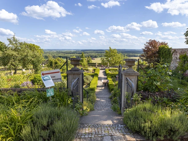 Klostergarten-Oberelchingen©Heiko-Grandel.jpg