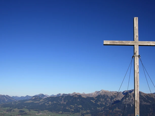 Gipfelkreuz Besler