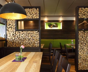 1751794521650-Wirtshaus & Stübla quer