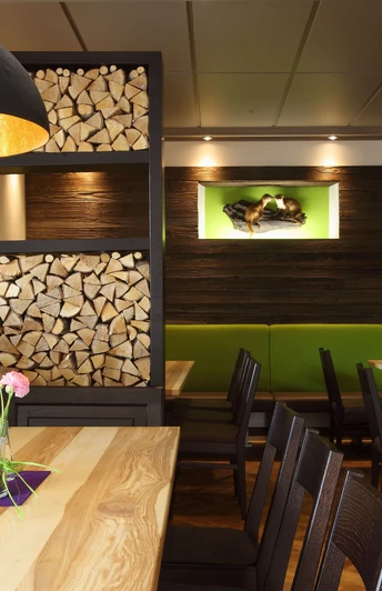 1751794521650-Wirtshaus & Stübla quer