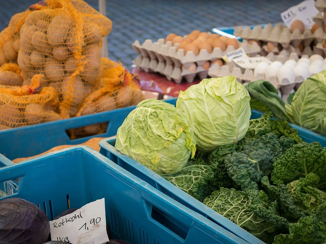 Wochenmarkt in Saal an der Donau