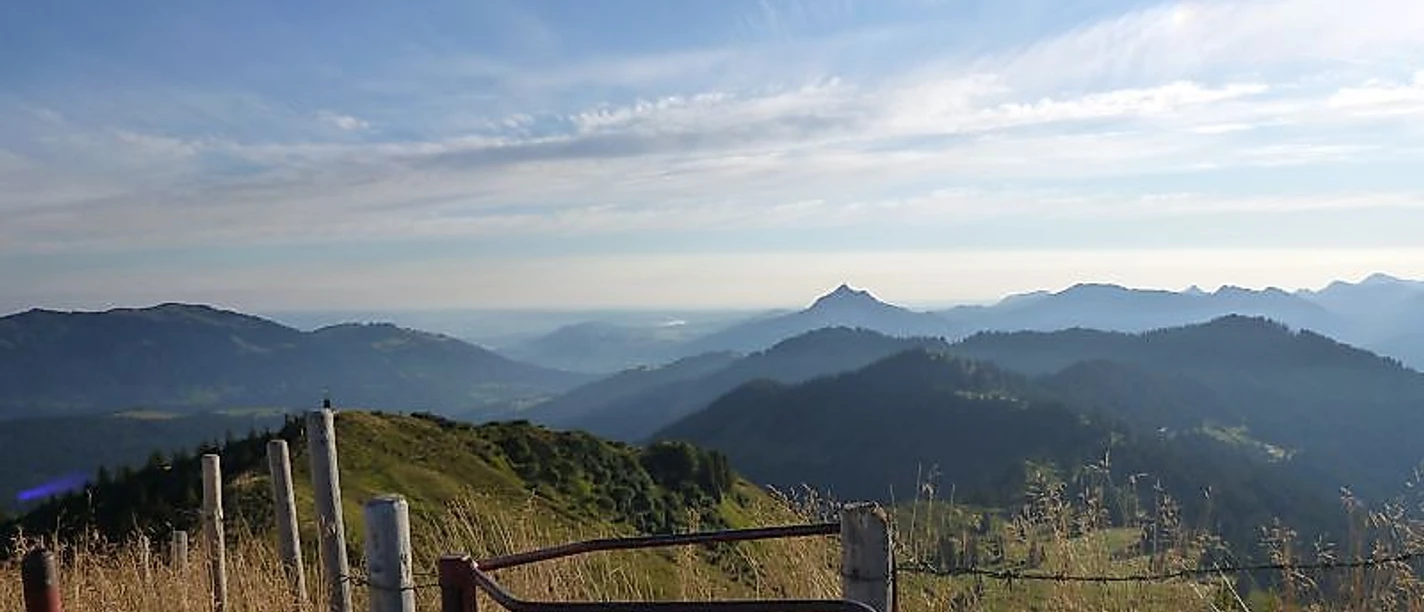 Auf dem Gipfel des Riedberger Horns