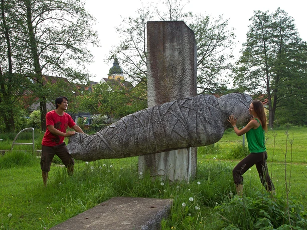Am Skulpturenpark in Beratzhausen
