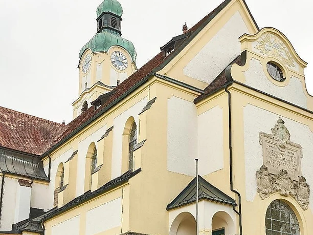 Pfarrkirche St. Johannes Nepomuk Bild 1