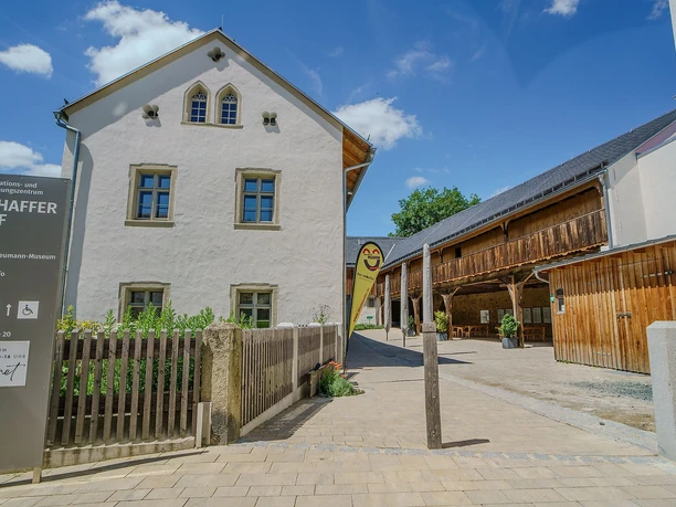 Theres-Neumann-Museum © Farbflair Fotografie