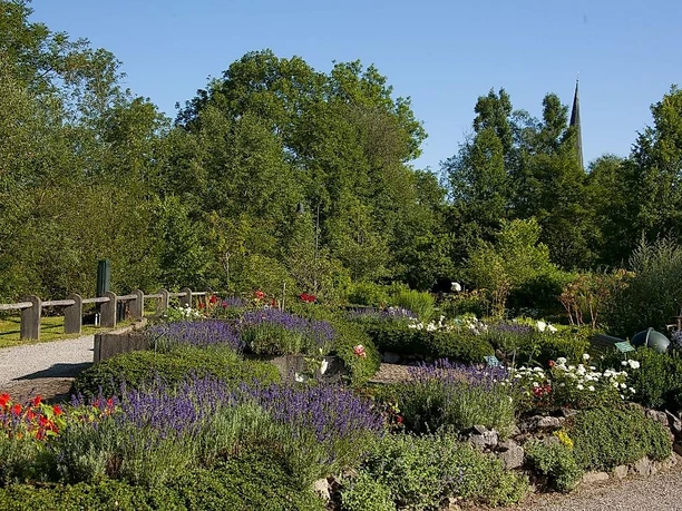 Kräutergarten im Kurpark in Fischen im Allgäu