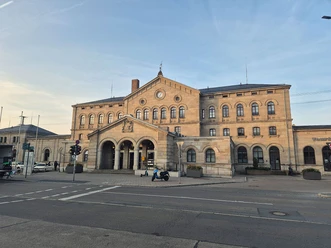 Hauptbahnhof-1