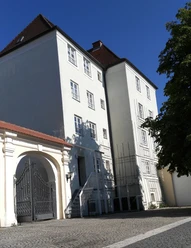 Eisenhaus