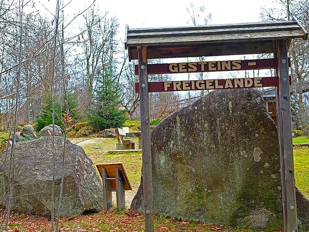 Gesteins-Freigelände