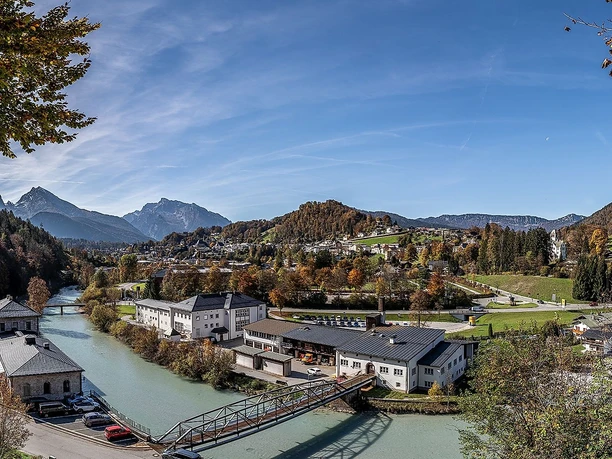 Panoramablick über das Salzbergwerk und den Markt Berchtesgaden