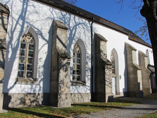 Pfarrkirche in Sparneck - Seitenansicht