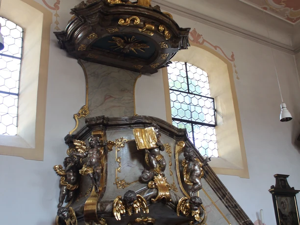 Kath. Kirche St. Nikolaus Pfünz Innenraum