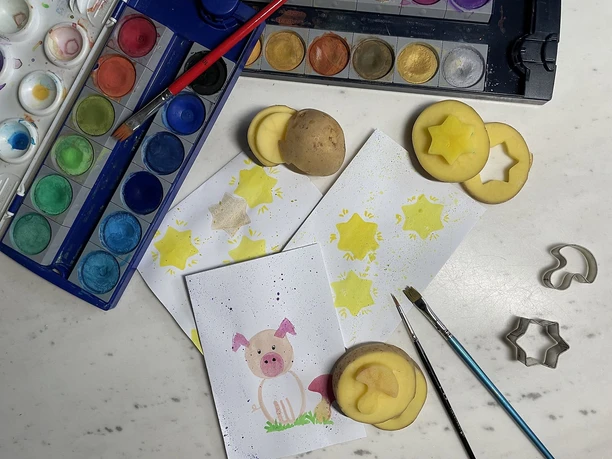 ESM 2_Kartoffeldruck mit Birte Müller_Foto Edwin Scharff Museum (3).jpg