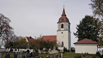 Gunzenhausen St. Michael Außenansicht mit Friedhof