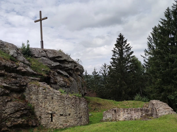 Wildenstein mit Burgstall Wildstein