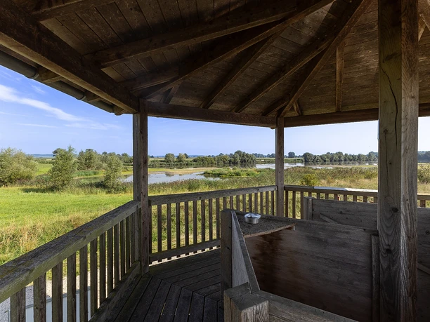 Beobachtungsturm Sophienried Fetzersee Gundelfinger Moos