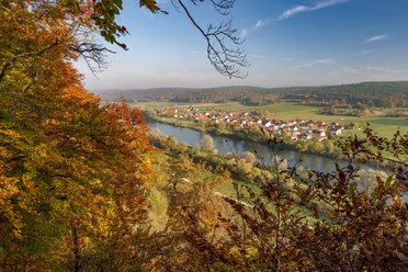 Blick vom Schwarzenfels auf Matting