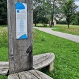 Sitzbank mit Impulstafel Barbara-Kapelle