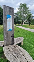 Sitzbank mit Impulstafel Barbara-Kapelle