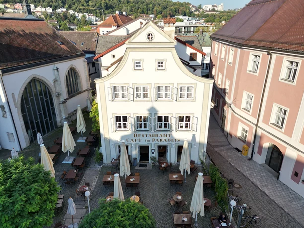 Zu Gast im Café Paradeis in Eichstätt Außenansicht