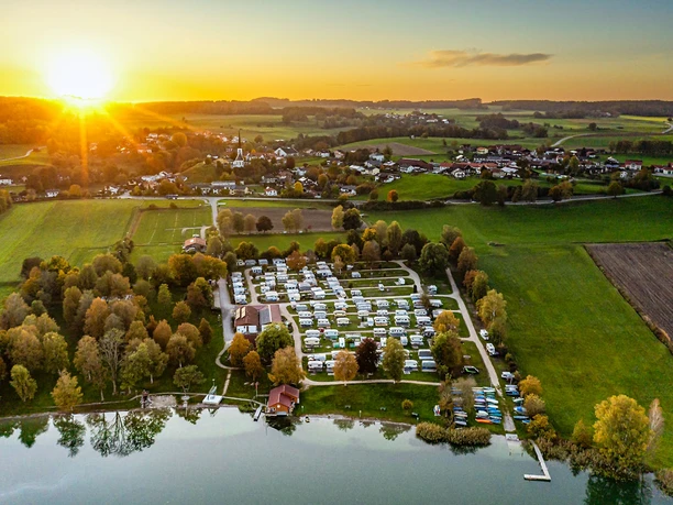 Strandbad Taching mit Campingplatz