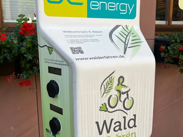E-Bike-Ladestation Wald erFahren