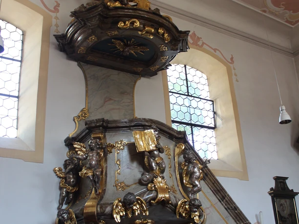 Kath. Kirche St. Nikolaus Pfünz Innenraum Kath. Kirche St. Nikolaus Pfünz Innenraum