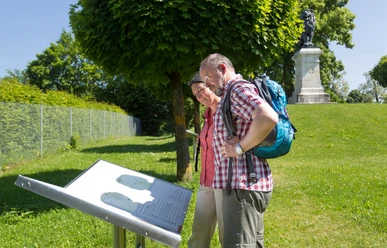 Löwendenkmal in Schierling/Eggmühl