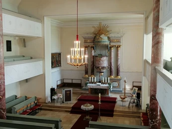 Innenraum der Lorenzkirche Hof