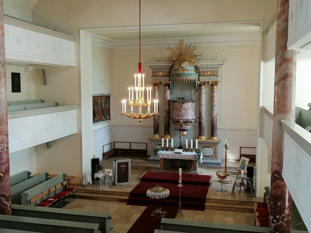 Innenraum der Lorenzkirche Hof