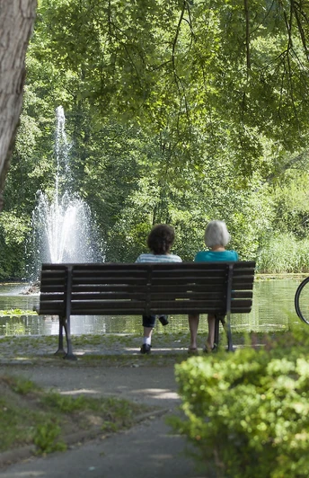 Radfahrer im Stadtpark Illertissen