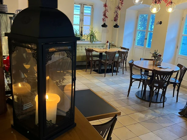 Zu Gast im Café Paradeis in Eichstätt Innenraum