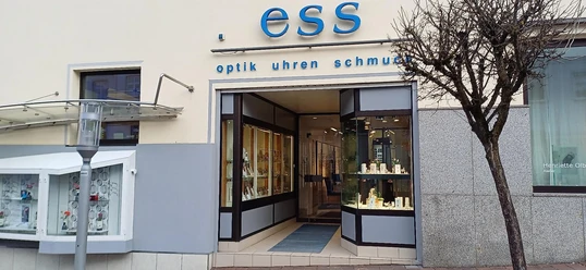Ess Optik