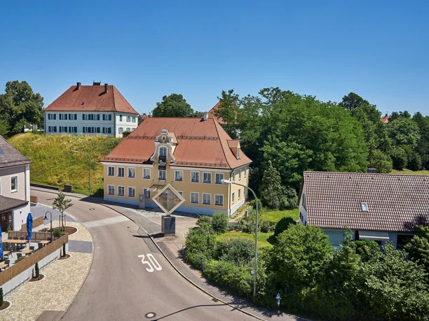 Nersingen Oberfahlheim Kunstmuseum 2019 Drohnenaufnahme Octonauten UG.jpg