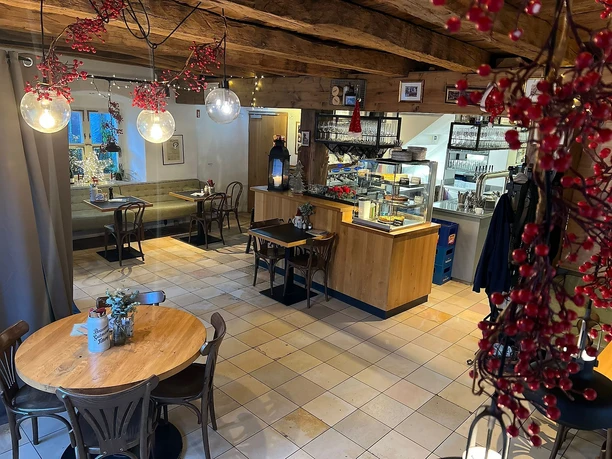 Zu Gast im Café Paradeis in Eichstätt Innenraum