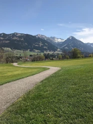 Wanderweg am Golfplatz Oberallgäu