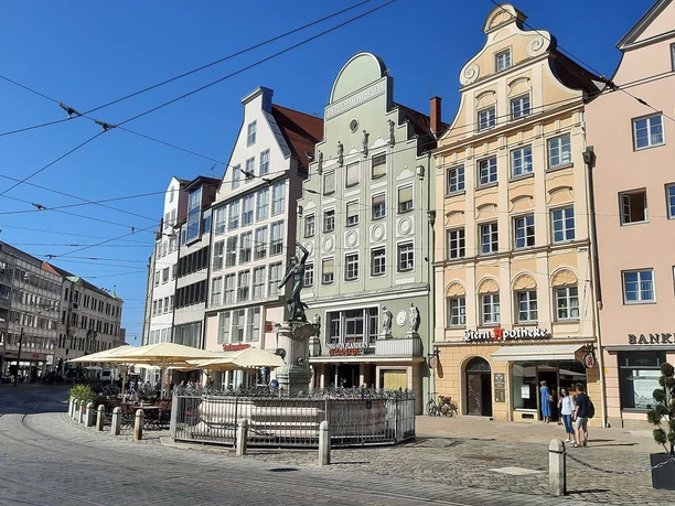 Moritzplatz und UNESCO Welterbe Merkurbrunnen