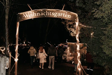 Weihnachtsgarten Neumarkt-St. Veit
