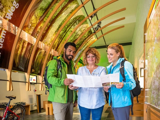 Informationen im Nationalpark-Tor Höfen