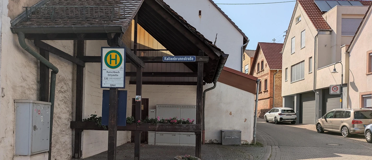 Bushaltestelle Ranschbach Ortsmitte