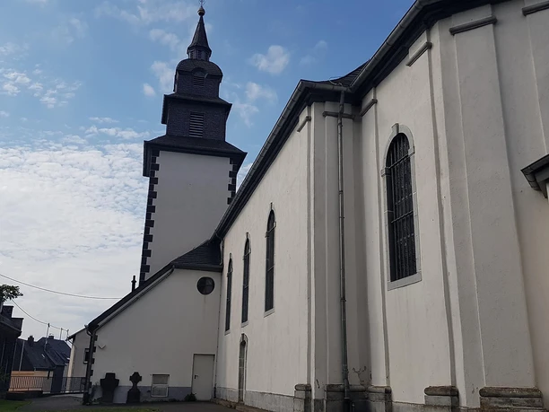 Außenansicht Kirche