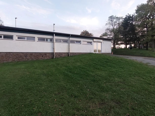 Am Sportplatz